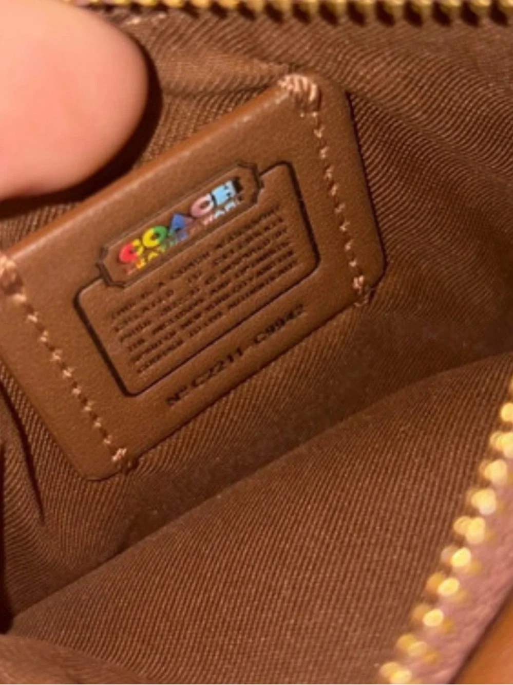 NWOT Coach Attachment Card Case in Rainbow Signature Canvas (Style No. C9942)